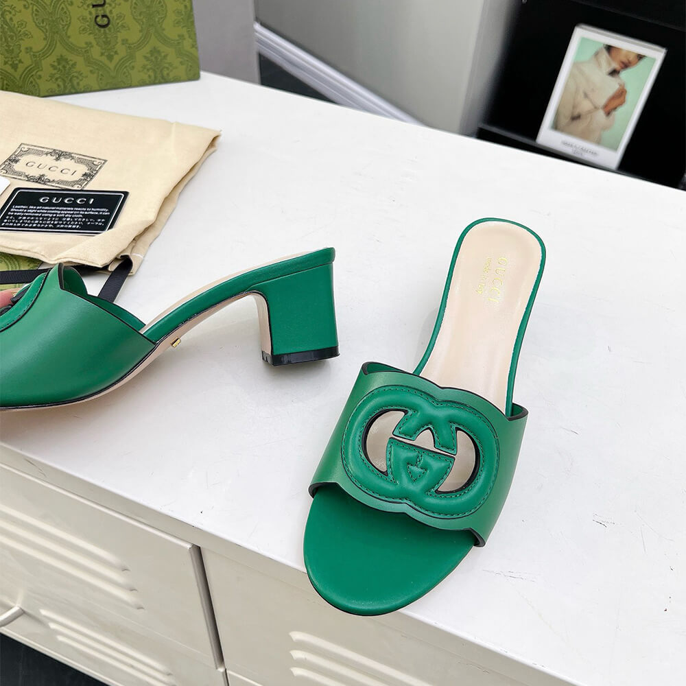 GUCCI Women s Interlocking G slide sandal