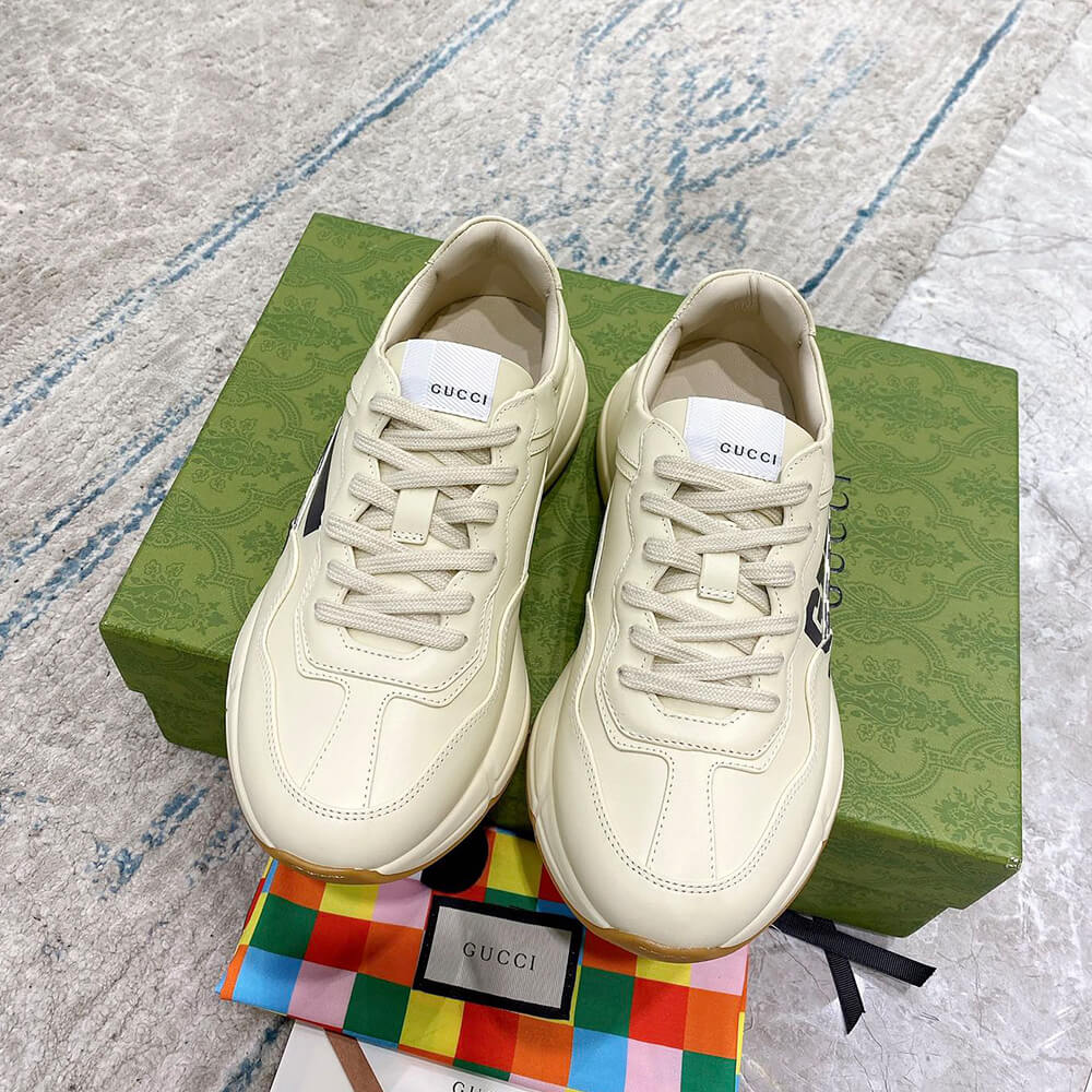 Rhyton sneaker with  25