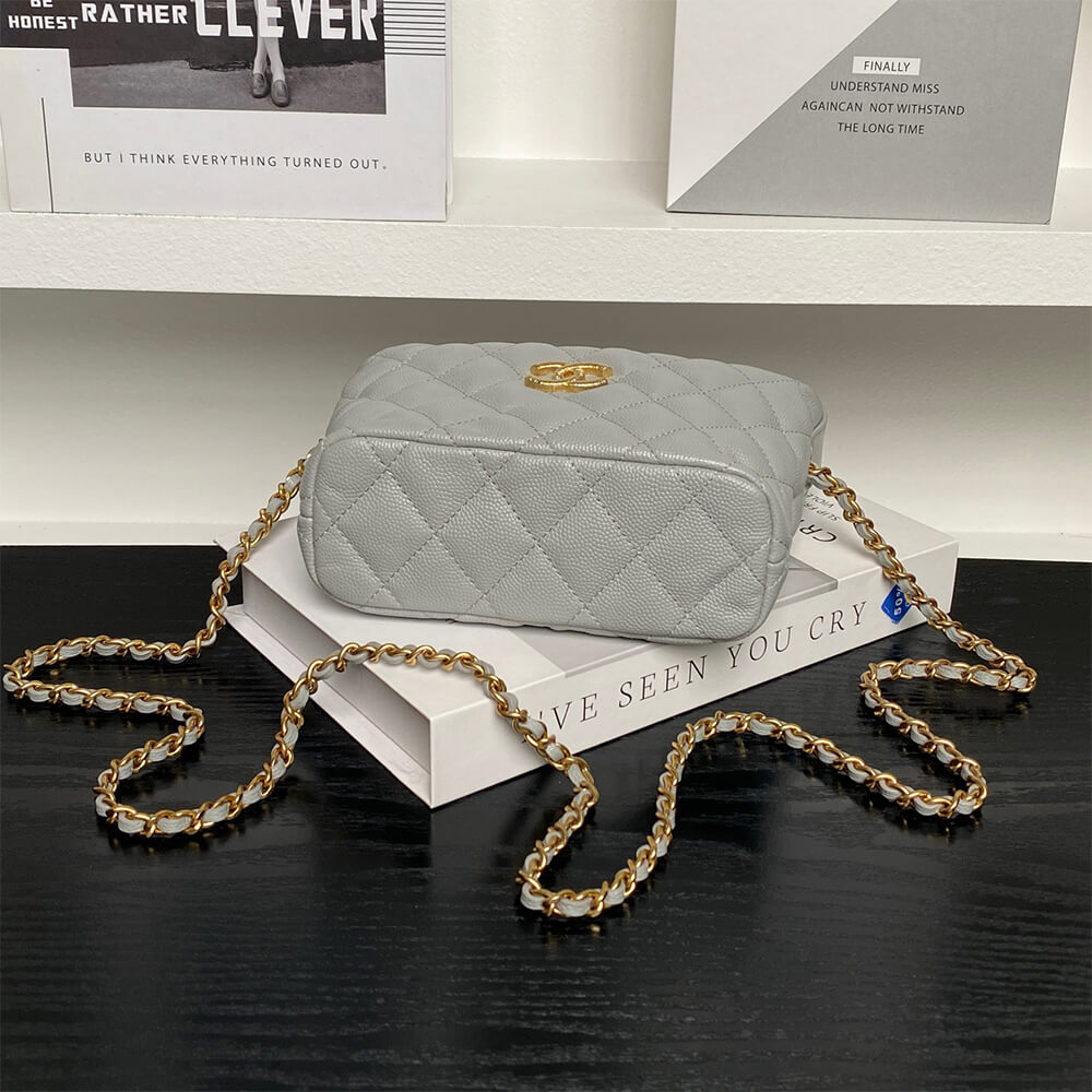 CHANEL Classic Hobo with Chain(High-end Grade)
