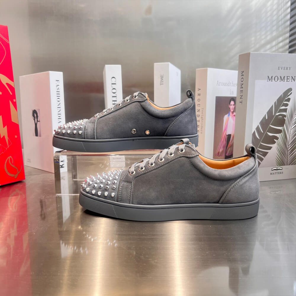 Christian Louboutin Louis Junior Spikes