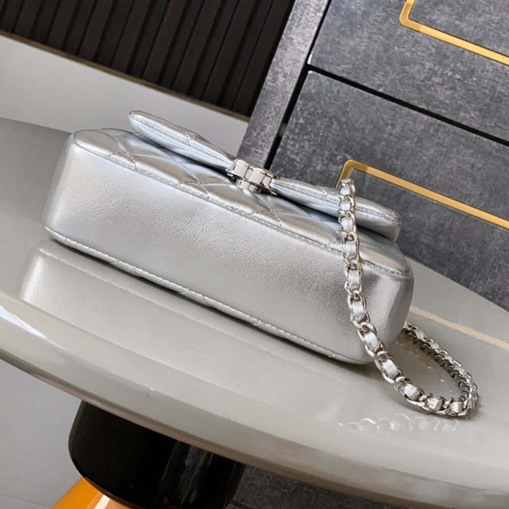 Chanel Clutch with Chain(HIGH-END GRADE)