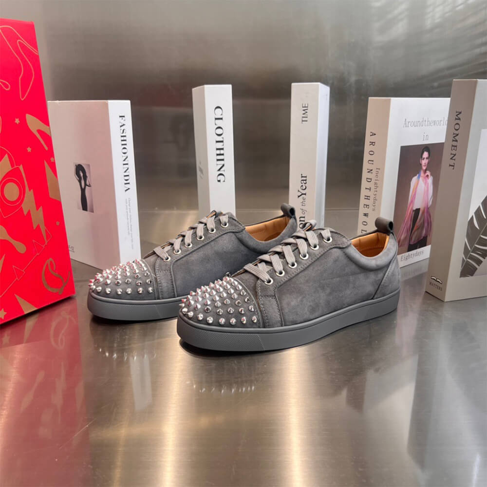 Christian Louboutin Louis Junior Spikes