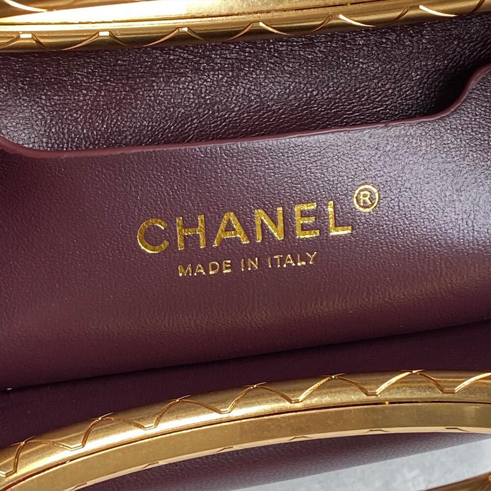CHANEL Clutch