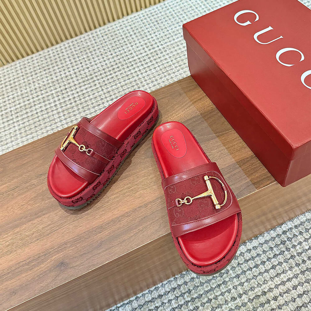 GUCCI Women s platform slide sandal