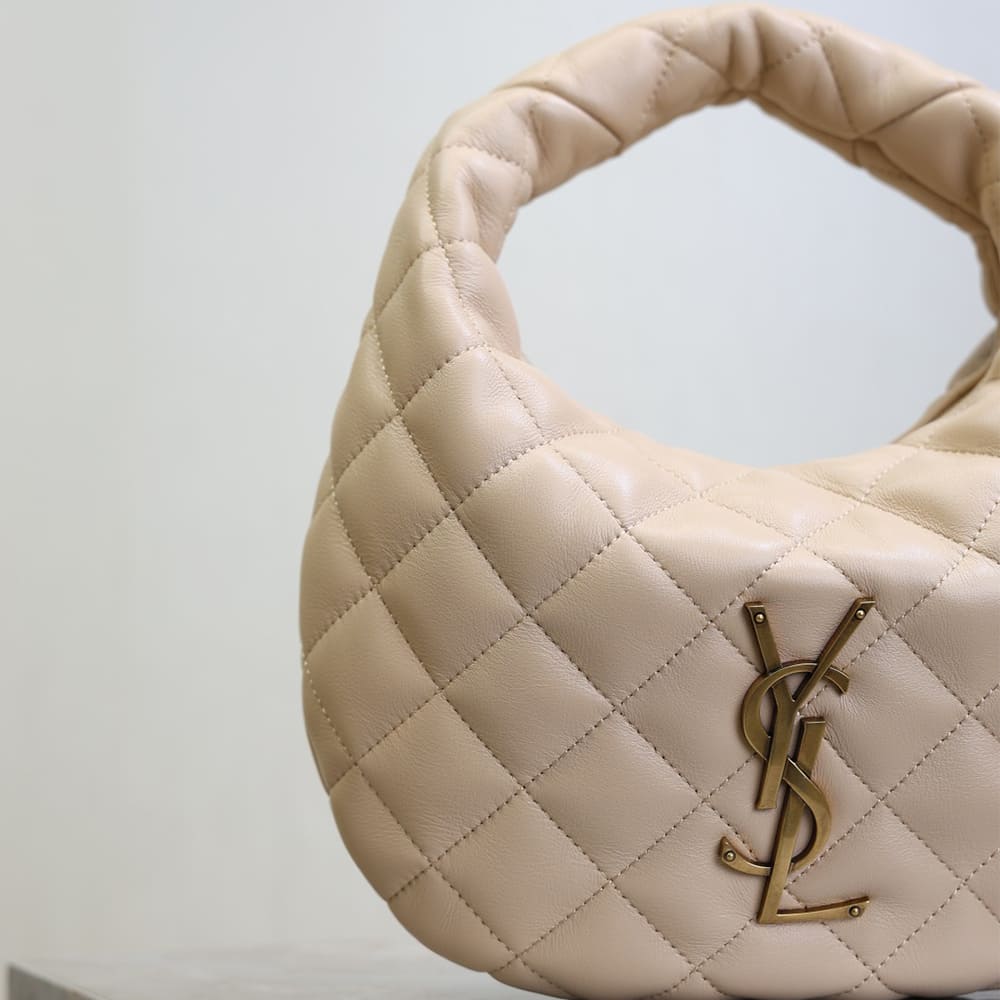 YSL ICARINO in quilted nappa(HIGH-END GRADE)