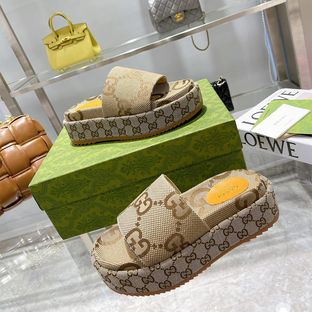 GUCCI Women s platform slide sandal