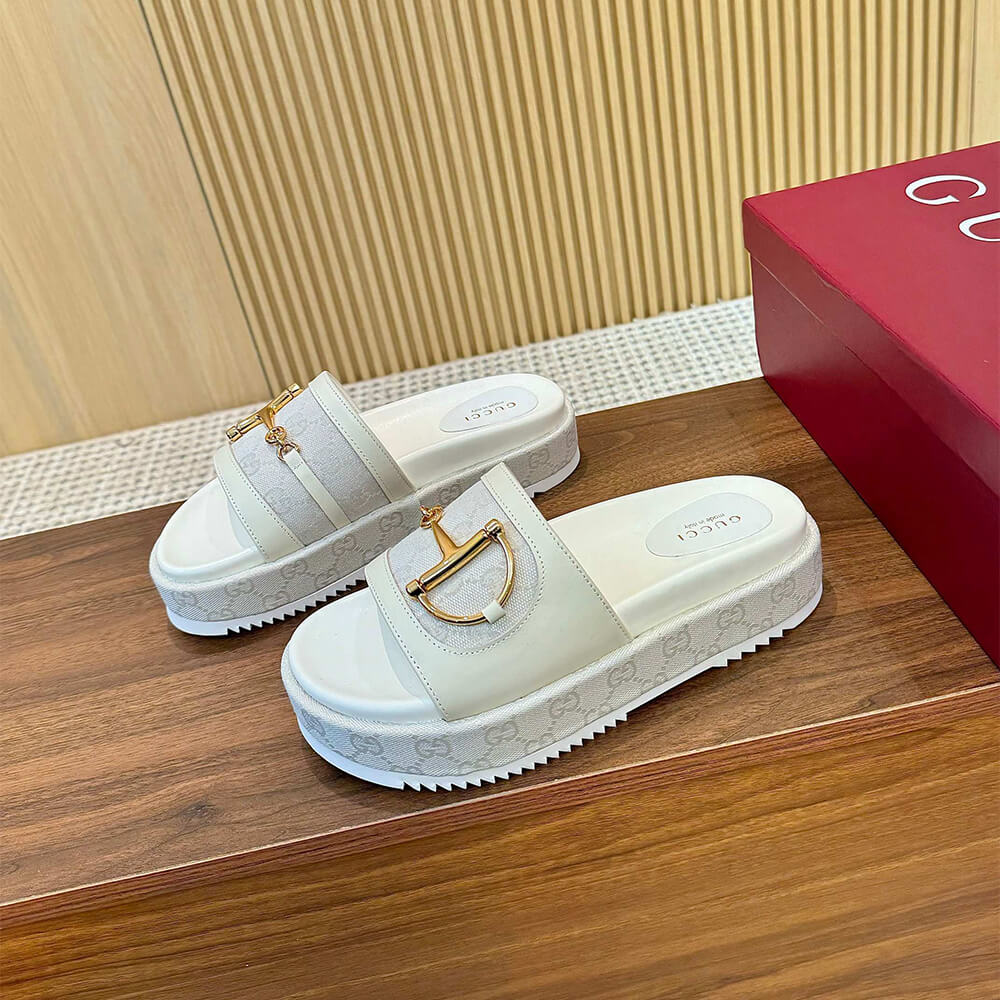 GUCCI Women s platform slide sandal
