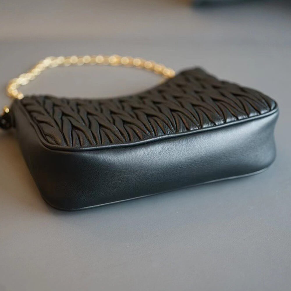 Matelasse nappa leather shoulder bag