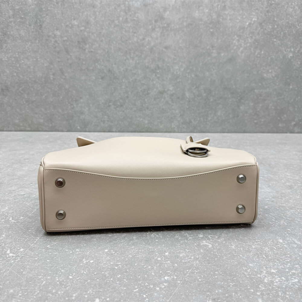 Balenciaga Women s Rodeo Handbag Medium(HIGH-END GRADE)