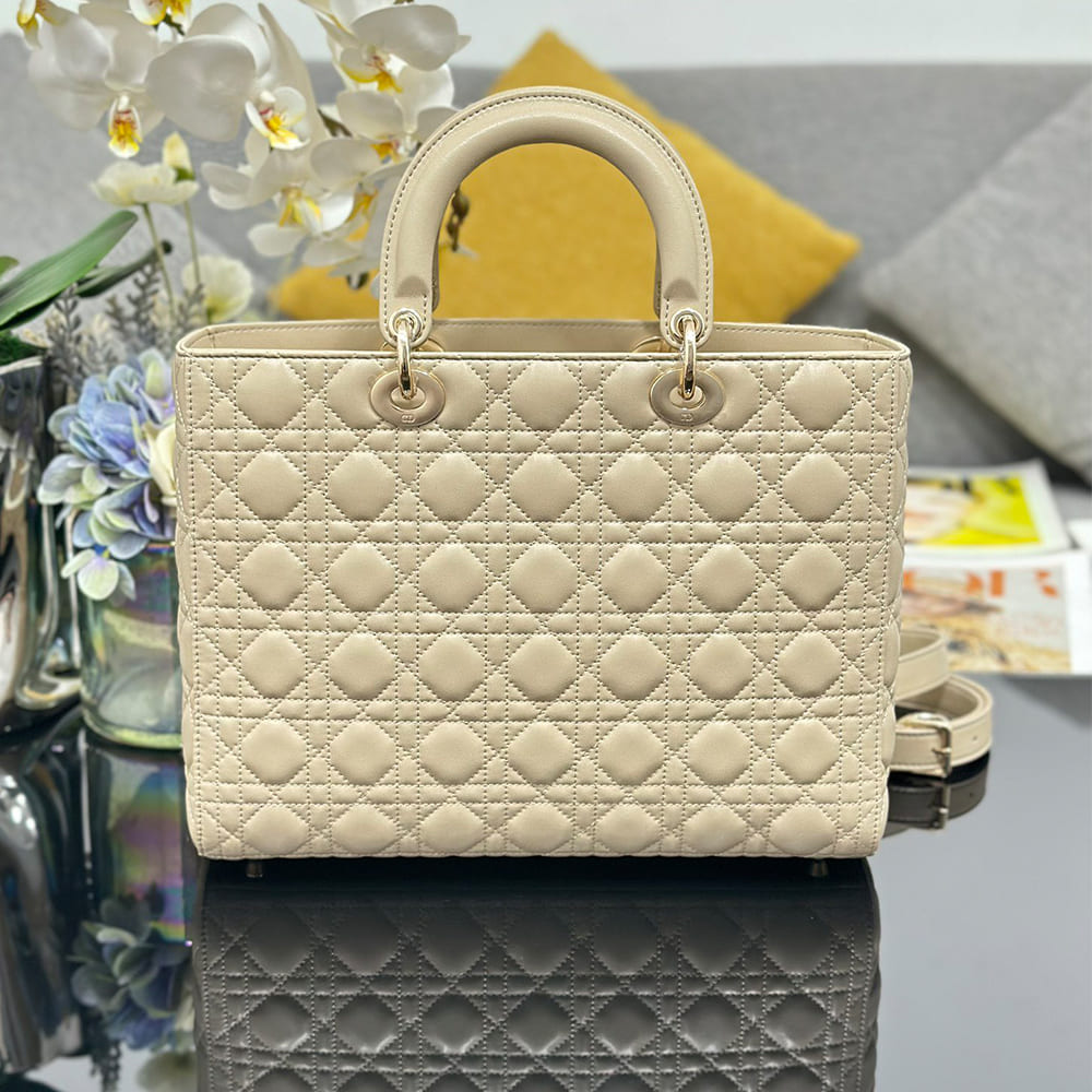 Dior Large Lady Dior Bag(HIGH-END GRADE)