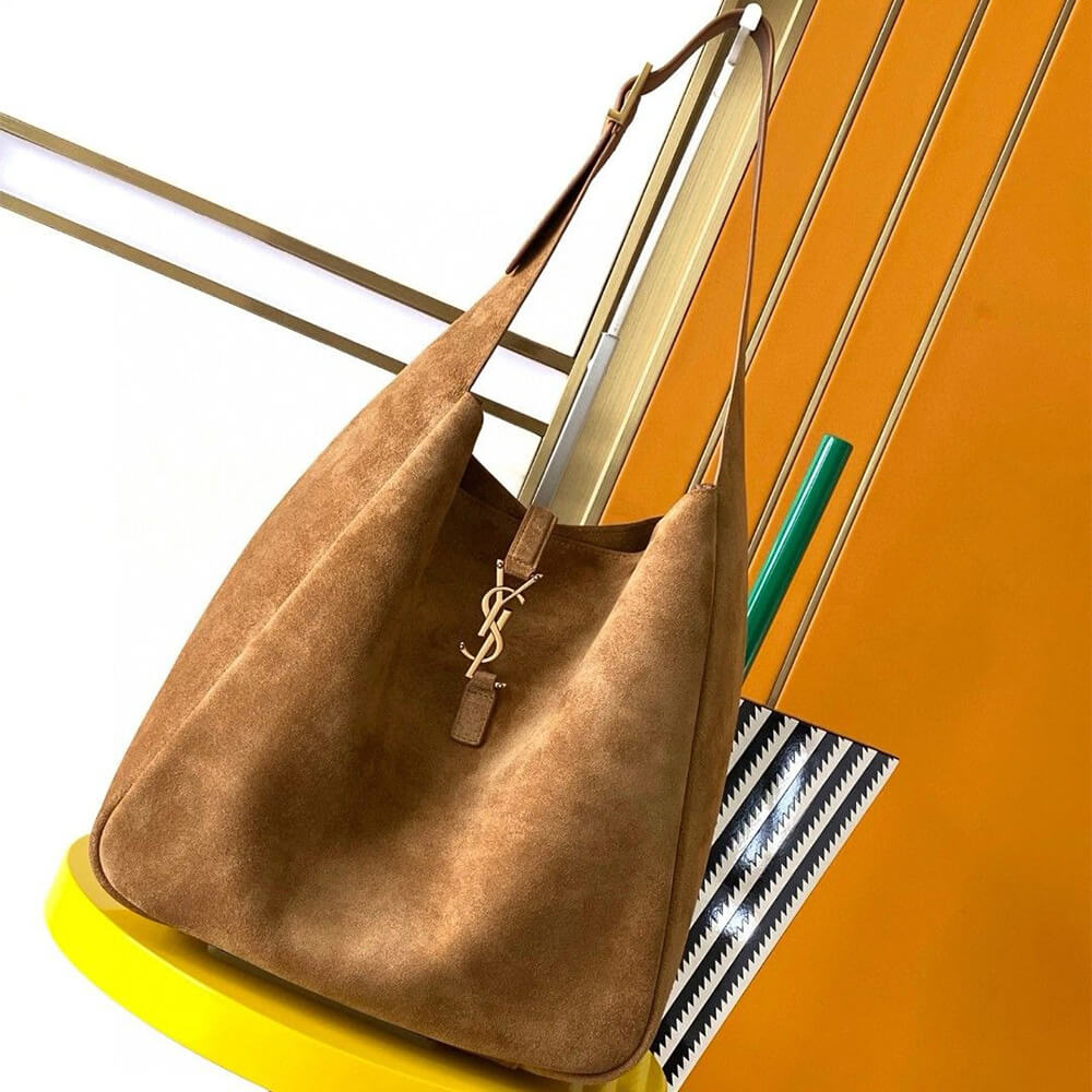 YSL LE 5 �� 7 supple SUEDE LARGE