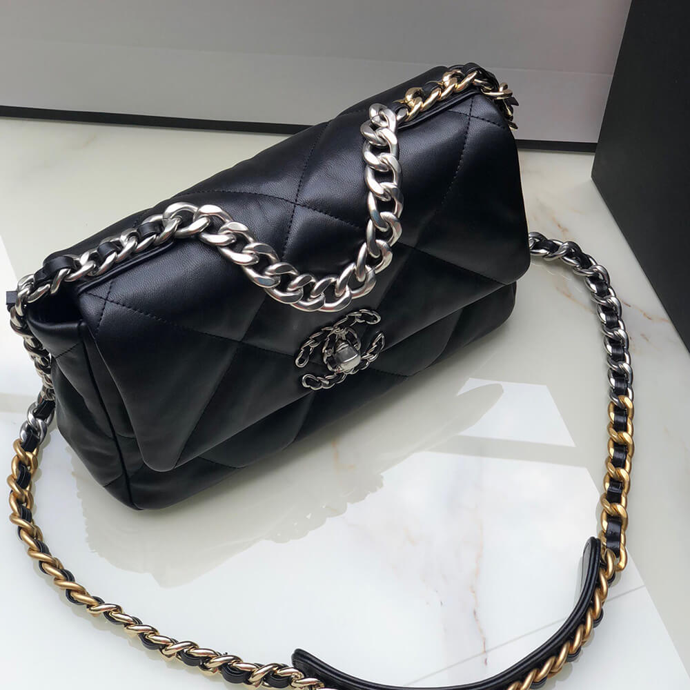 CHANEL 19 Handbag