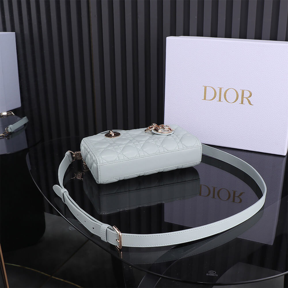 Dior Small Lady D-Joy Bag(HIGH-END GRADE)