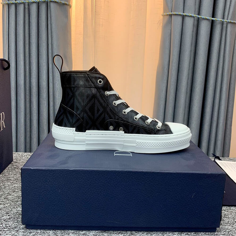 B23 HIGH-TOP SNEAKER