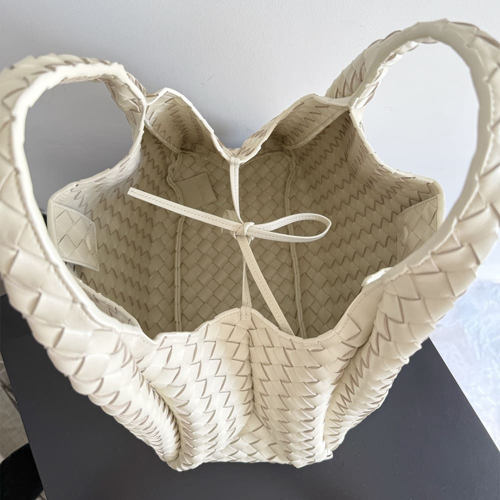 Bottega Veneta Large Campana(HIGH-END GRADE)