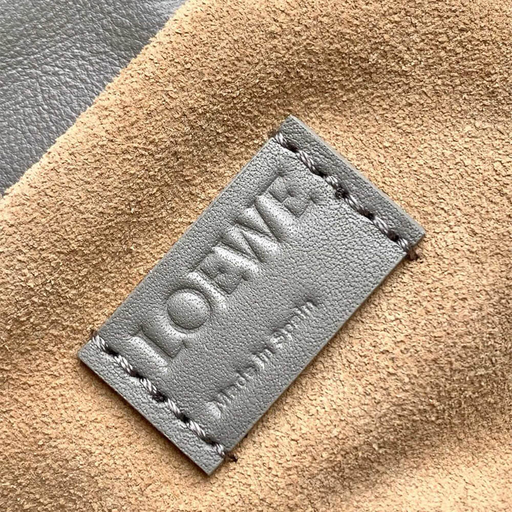 Loewe Mini Flamenco clutch in nappa calfskin(HIGH-END GRADE)