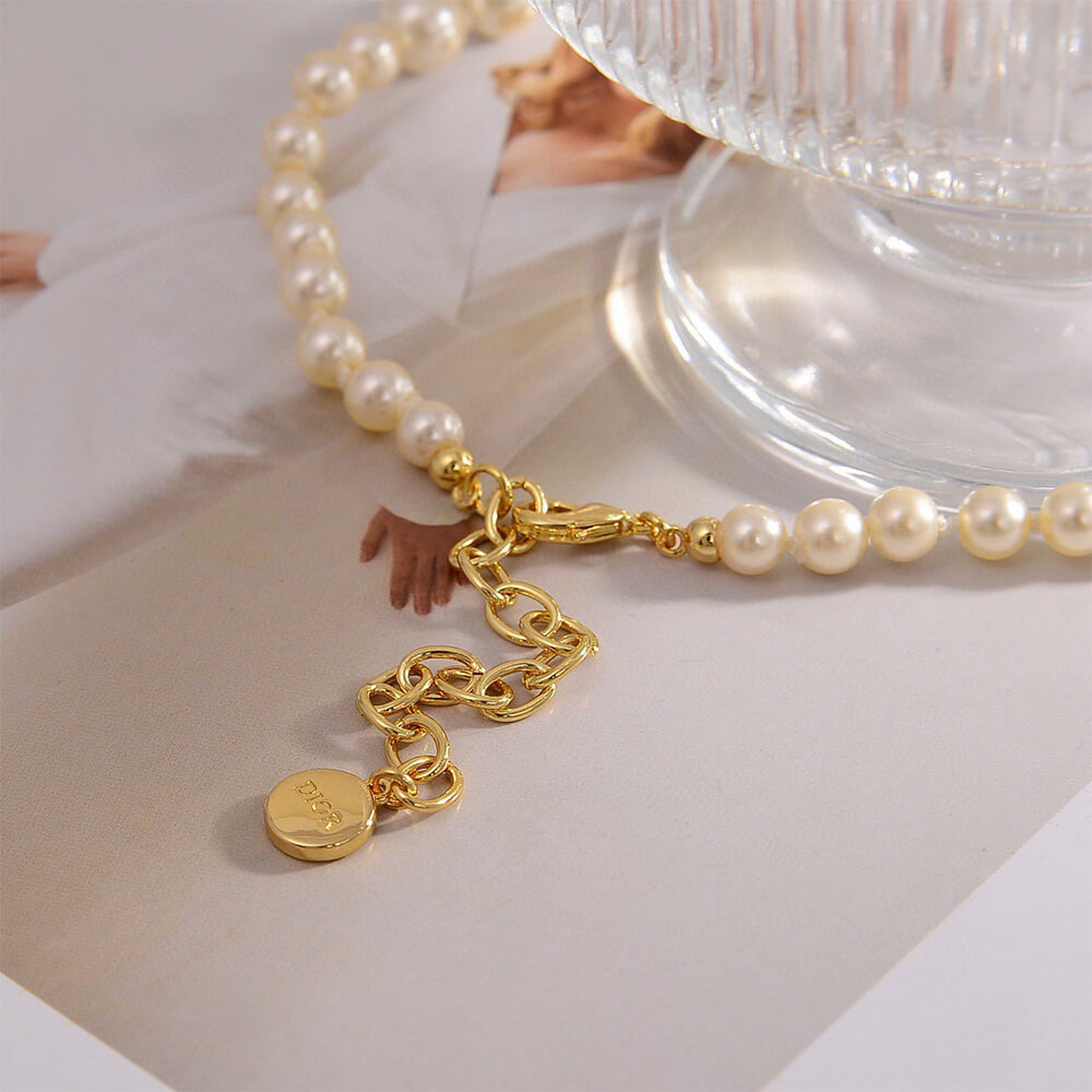 DIOR PEARL NECKLACE