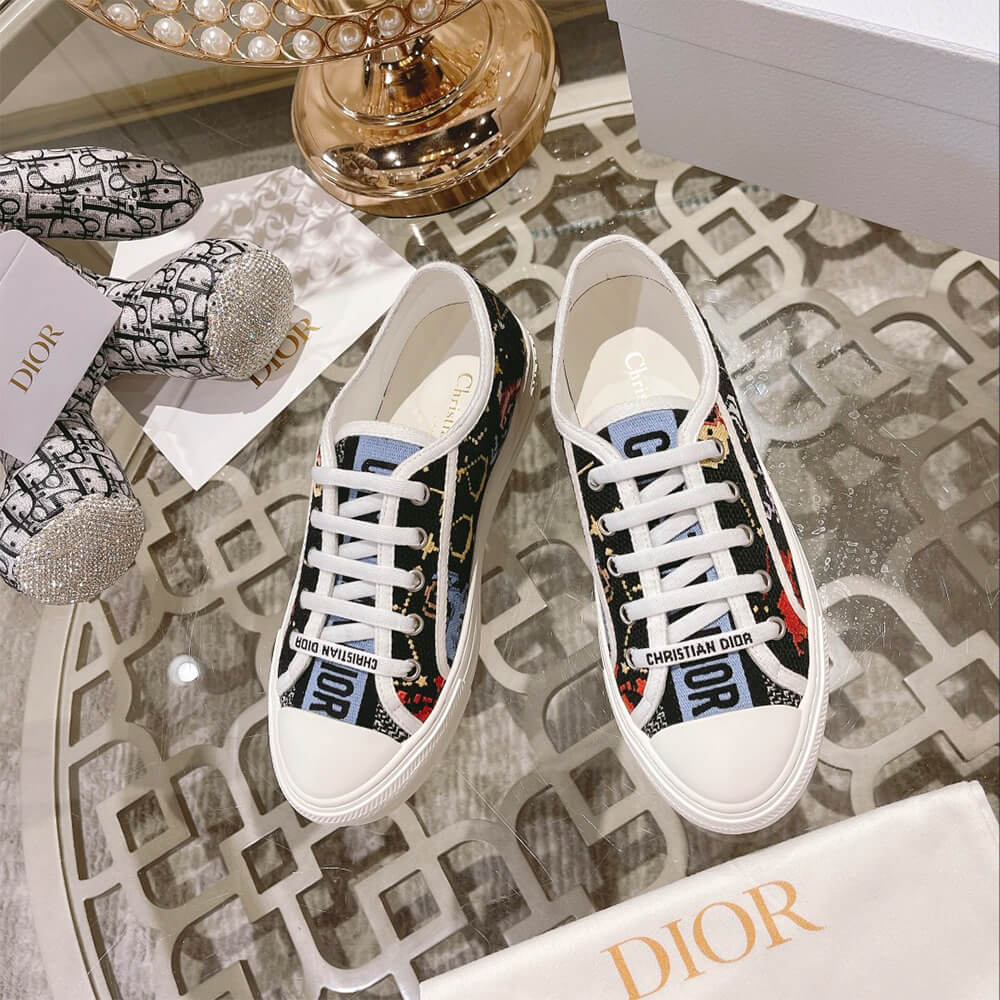 WALK N DIOR SNEAKER